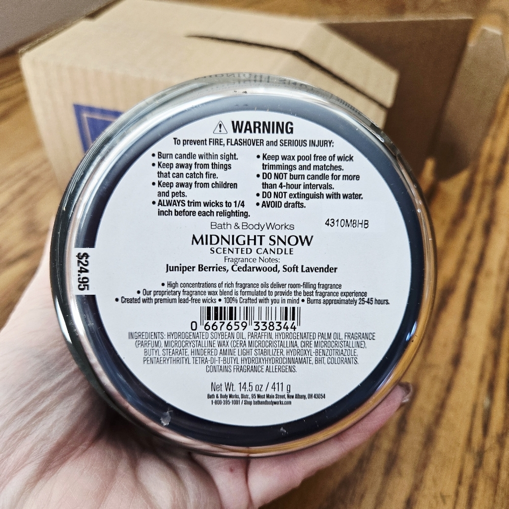 πBOGO 50% OFFβοΈπ―NWTβΌοΈ Bath & Body Works "Midnight Snow" 3-Wick Candle - Picture 5 of 10
